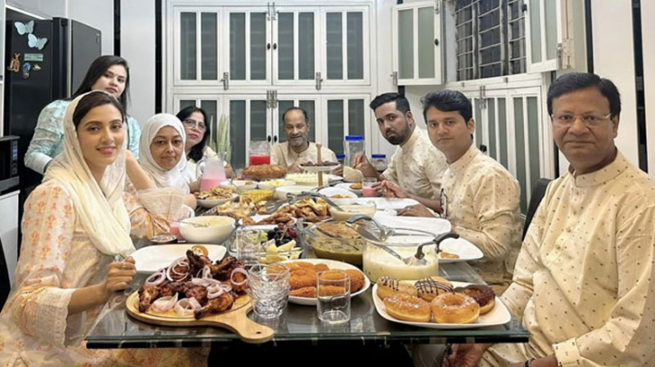 সম্প্রীতির বার্তা দিলেন বিদ্যা সিনহা মিম সম্প্রীতির বার্তা দিলেন বিদ্যা সিনহা মিম