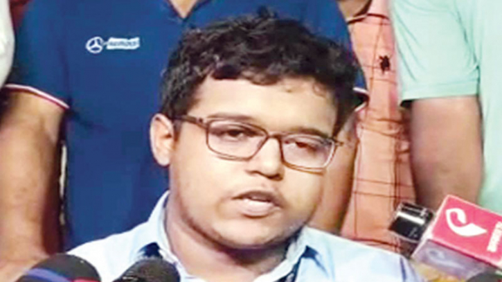 দিনে চার ঘণ্টা পড়ে প্রথম ভ্যানচালকের পুত্র ভারতের উচ্চ মাধ্যমিক দিনে চার ঘণ্টা পড়ে প্রথম ভ্যানচালকের পুত্র ভারতের উচ্চ মাধ্যমিক