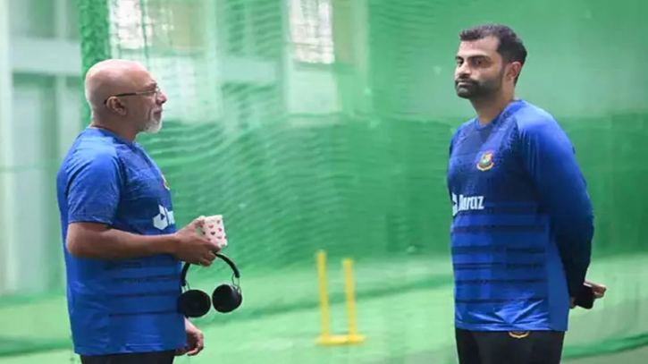 বাংলাদেশ দল বিশ্রামে থাকলেও অনুশীলনে ব্যস্ত তামিম বাংলাদেশ দল বিশ্রামে থাকলেও অনুশীলনে ব্যস্ত তামিম
