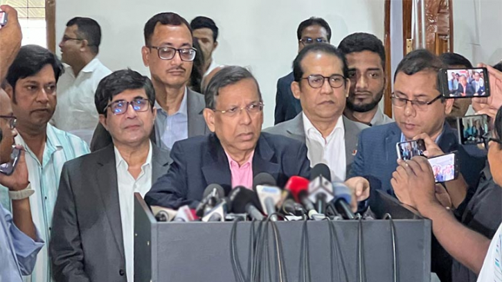 খালেদা জিয়ার বিদেশে চিকিৎসার আবেদনে আইন মন্ত্রণালয়ের ‘না’ খালেদা জিয়ার বিদেশে চিকিৎসার আবেদনে আইন মন্ত্রণালয়ের ‘না’