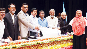 এনসিসি ব্যাংকের বিনামূল্যে কৃষি উপকরণ বিতরণ