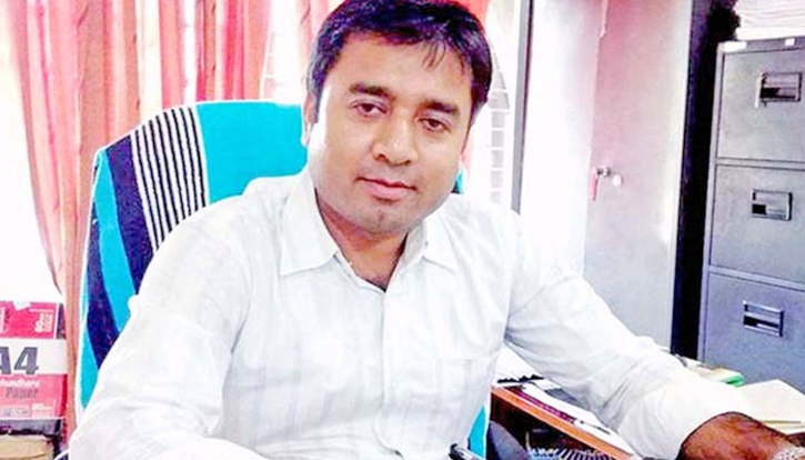 শ্রেণিকক্ষে ফিরলেন চাকরিচ্যুত হওয়া ইবি শিক্ষক শ্রেণিকক্ষে ফিরলেন চাকরিচ্যুত হওয়া ইবি শিক্ষক