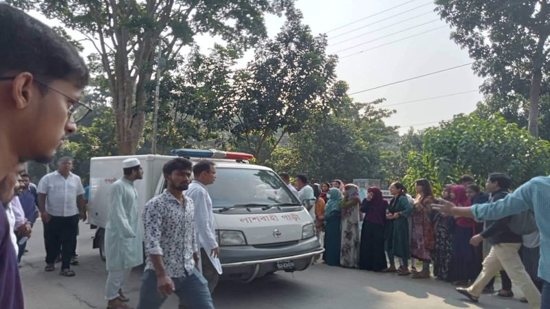 আর ক্যাম্পাসে ফিরবে না শাহরিয়ার, অশ্রুসিক্ত বিদায়