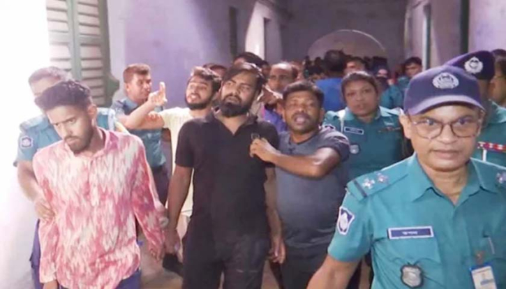 খুলনায় হত্যা মামলায় ৫ আসামির মৃ*ত্যুদণ্ড খুলনায় হত্যা মামলায় ৫ আসামির মৃ*ত্যুদণ্ড
