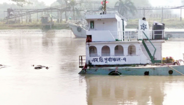 ভৈরব নদে ৭০০ টন কয়লা নিয়ে জাহাজডুবি