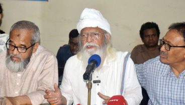 যুক্তরাষ্ট্র বাংলাদেশের সেনাবাহিনীকে আরেকটি প্রক্সি ওয়ারে জড়াতে চায়: ফরহাদ মজহার
