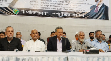 নির্বাচনের মাধ্যমে দেশের গণতন্ত্রের পুনঃপ্রবর্তন চাই: আমীর খসরু