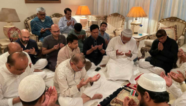বিএনপি চেয়ারপার্সনের বাসভবন ও কার্যালয়ে দোয়া মাহফিল অনুষ্ঠিত