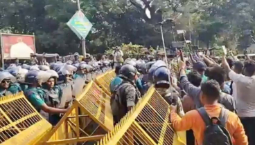 আবদুল হামিদের দেশ ত্যাগের প্রতিবাদে স্বরাষ্ট্র মন্ত্রণালয় ঘেরাও