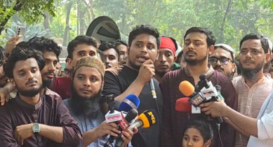 বাদ জুমা বড় জমায়েতের ডাক হাসনাতের