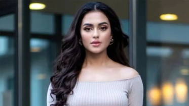 কারাগারে পাঠানো হলো অভিনেত্রী নুসরাত ফারিয়াকে