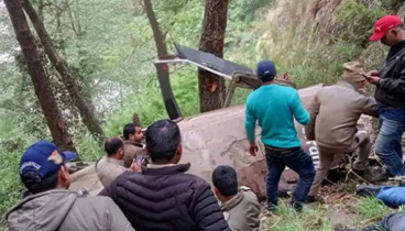 ভারতে পর্যটকবাহী হেলিকপ্টার বিধ্বস্তে নিহত ৪