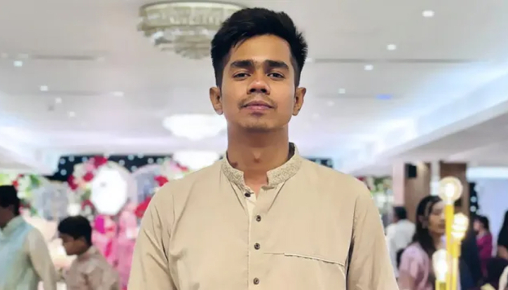 সাম্য হত্যাকাণ্ড: ঢাবিতে বৃহস্পতিবার অর্ধবেলা ক্লাস-পরীক্ষা বন্ধ, শোক দিবস ঘোষণা সাম্য হত্যাকাণ্ড: ঢাবিতে বৃহস্পতিবার অর্ধবেলা ক্লাস-পরীক্ষা বন্ধ, শোক দিবস ঘোষণা