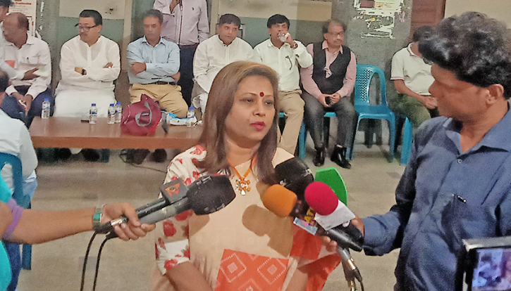 ‘বিশ্ববিদ্যালয় অচলাবস্থার দায় অর্থ মন্ত্রণালয়ের’ ‘বিশ্ববিদ্যালয় অচলাবস্থার দায় অর্থ মন্ত্রণালয়ের’