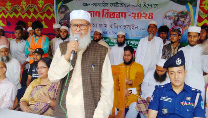 ঘরহারাদের নতুন ঘর তুলে দেওয়ার আশ্বাস ধর্ম উপদেষ্টার