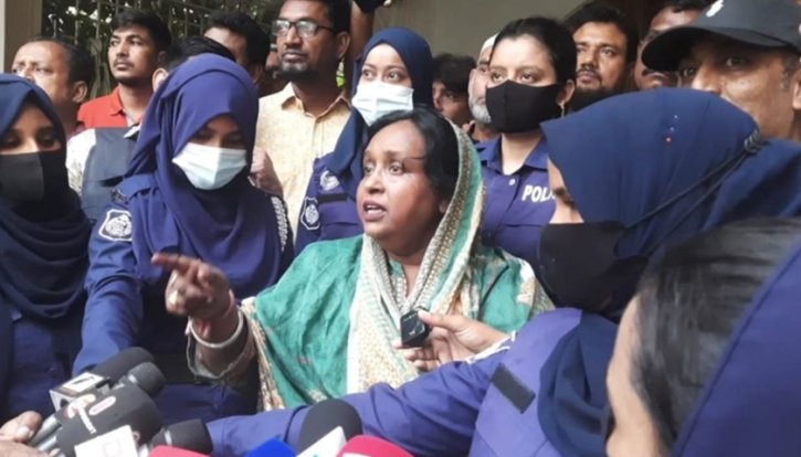 গ্রেফতারের পর যা বললেন সাবেক মেয়র আইভী গ্রেফতারের পর যা বললেন সাবেক মেয়র আইভী
