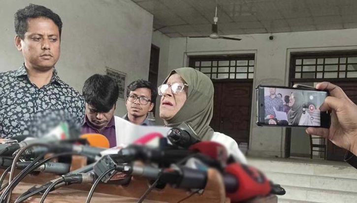 নিজ বাসায় থাকার অধিকার ফিরে পেলেন তুরিন আফরোজের মা নিজ বাসায় থাকার অধিকার ফিরে পেলেন তুরিন আফরোজের মা