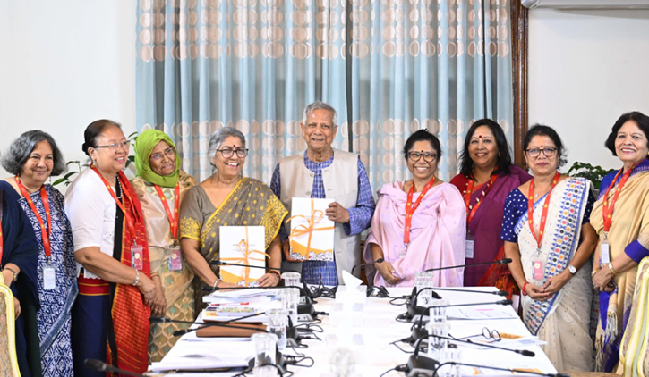 নারী বিষয়ক সংস্কার কমিশনের সুপারিশ বাস্তবায়নে প্রধান উপদেষ্টার তাগিদ নারী বিষয়ক সংস্কার কমিশনের সুপারিশ বাস্তবায়নে প্রধান উপদেষ্টার তাগিদ